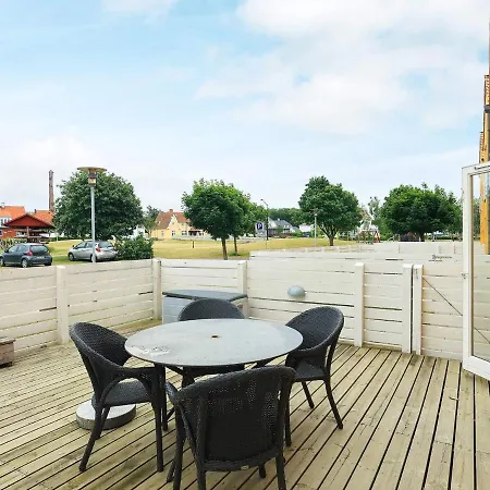 4 Person In Rudkobing-by Traum *